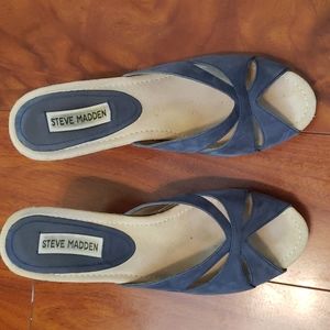 Steve Madden suede wedges size 8.5-runs small